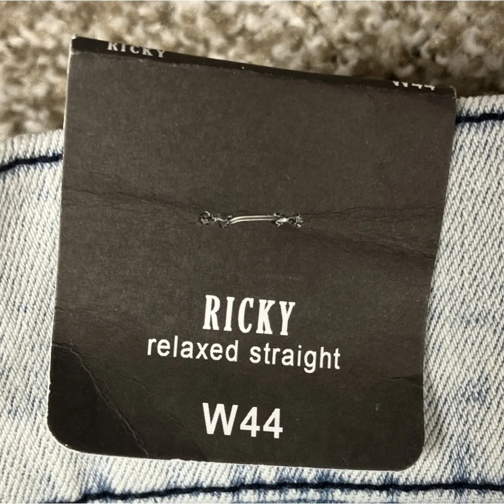 True Religion Ricky Relaxed Straight No Flap Light Wash Jeans Size 44x34 NEW